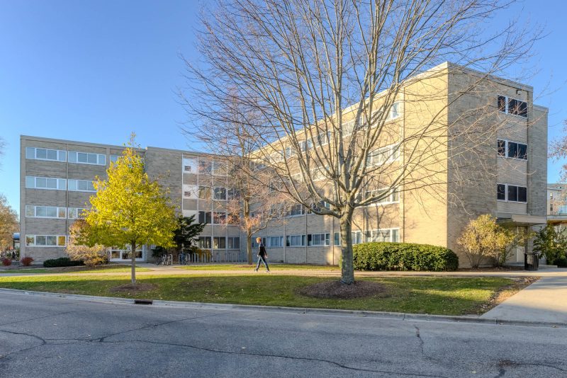 An exterior view of Bradley Residence Hall