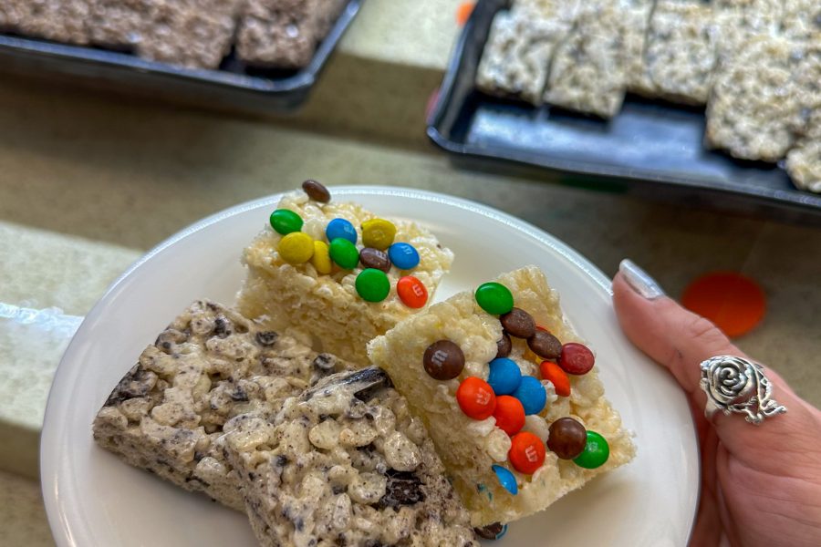 Rice Krispie Treats at Four Lakes Buckingham Bakery