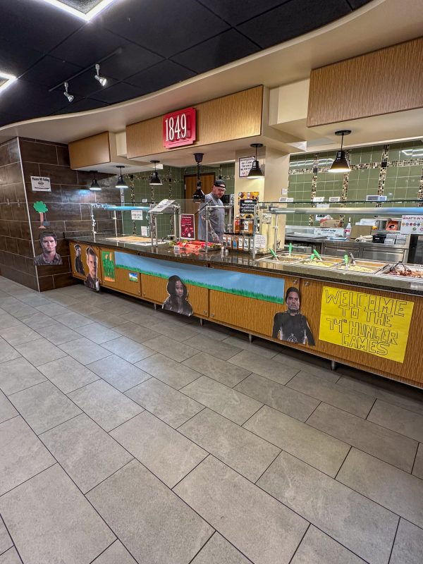 Liz's Market Hunger Games themed dinner decorations