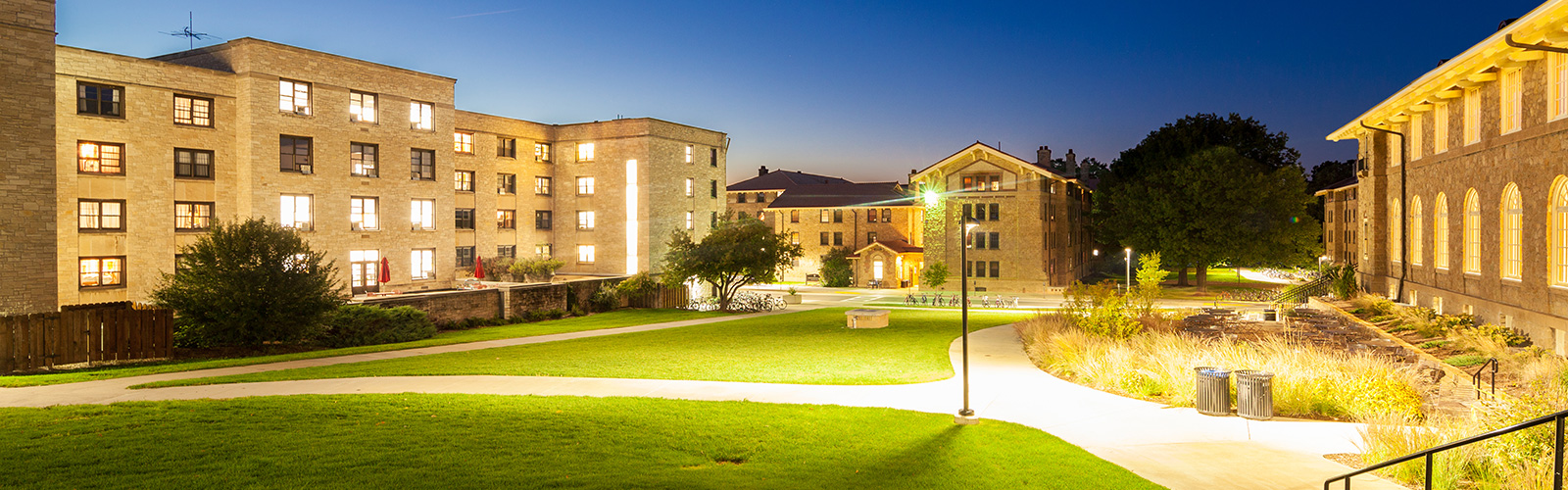 The Lakeshore neighborhood at dusk