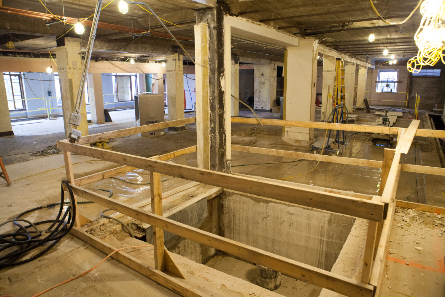 Liz's Market construction 2015