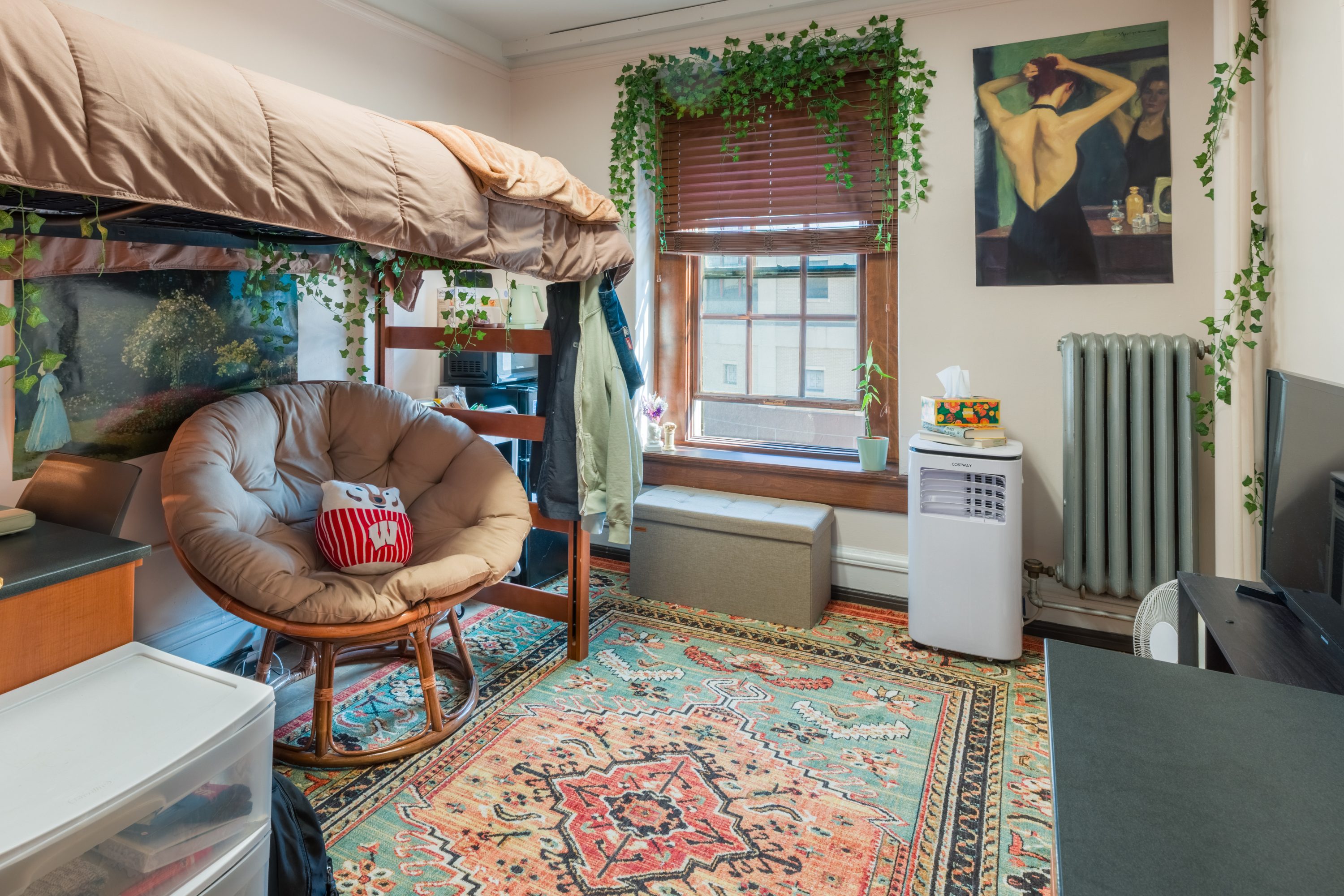 2025 Barnard Best Room Contest finalist room