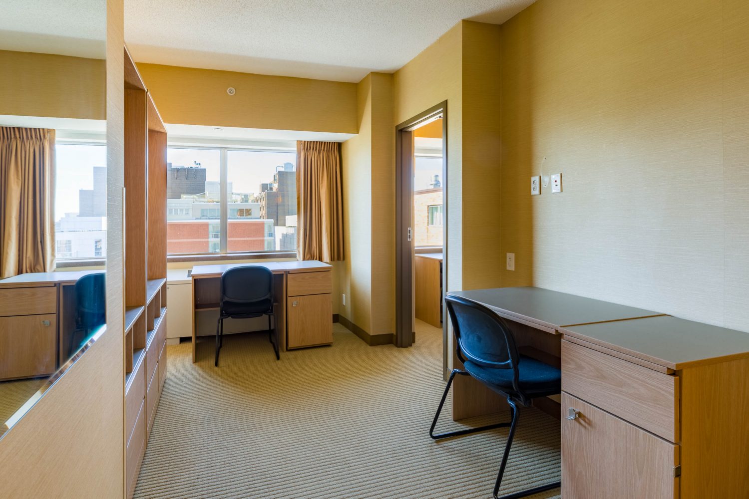 Lowell Triple Type A with Bath small room photo