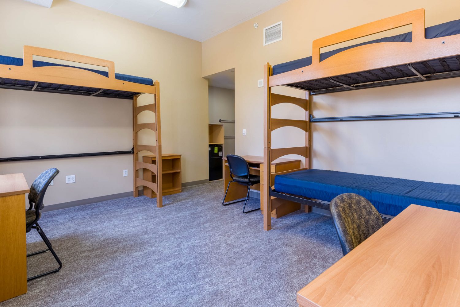 Smith Triple room photo