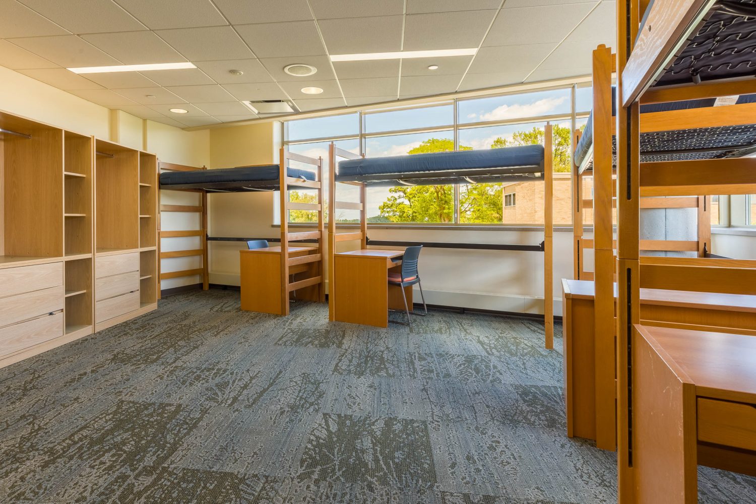 Dejope quad room photo