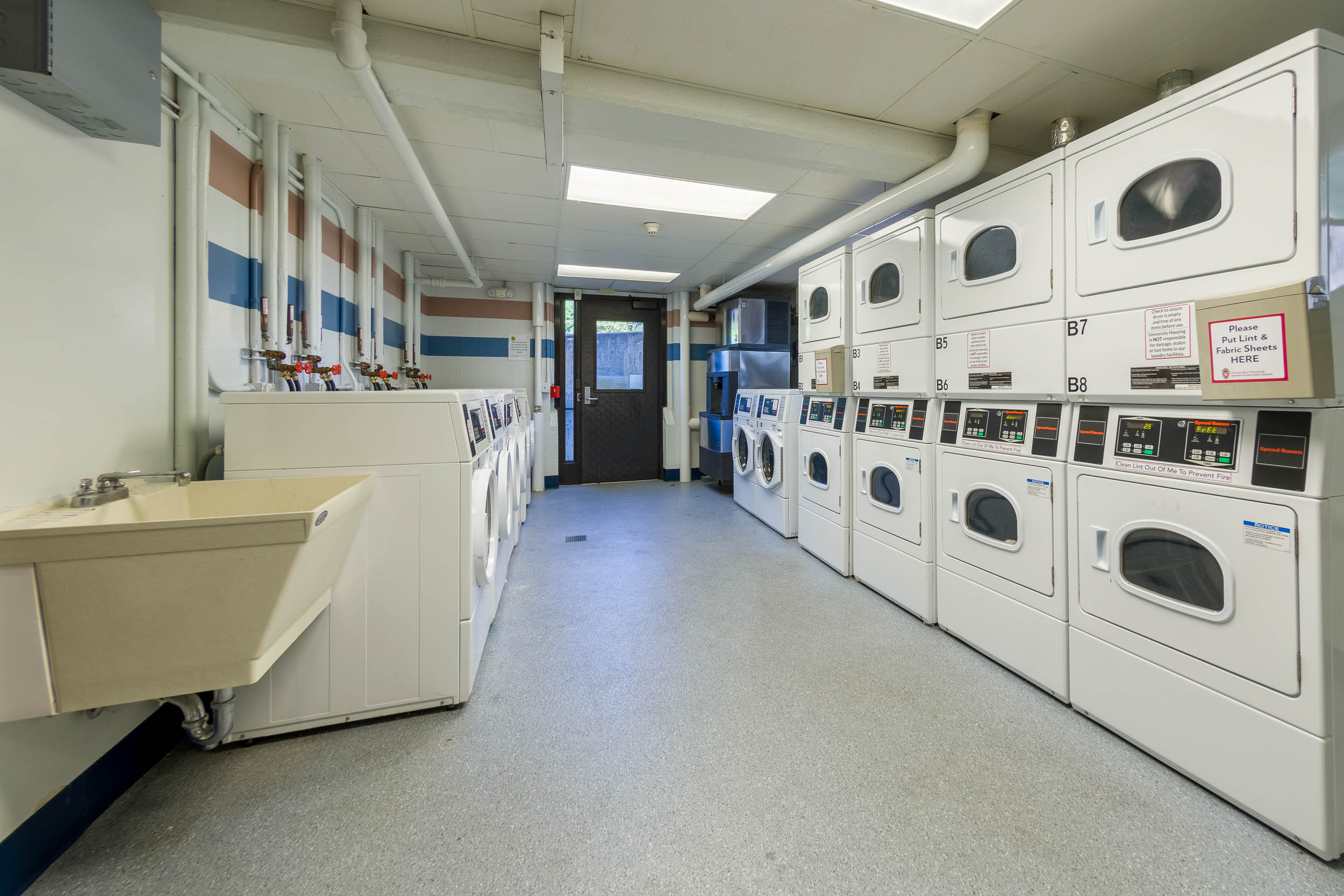 Kronshage Mack House laundry