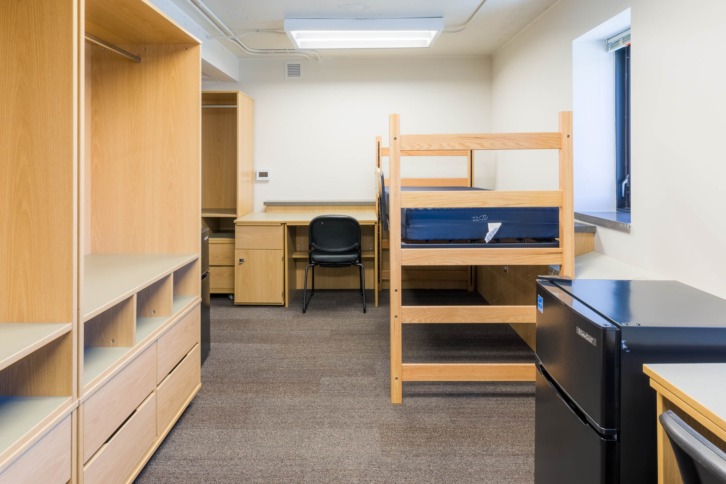 Sellery triple room photo