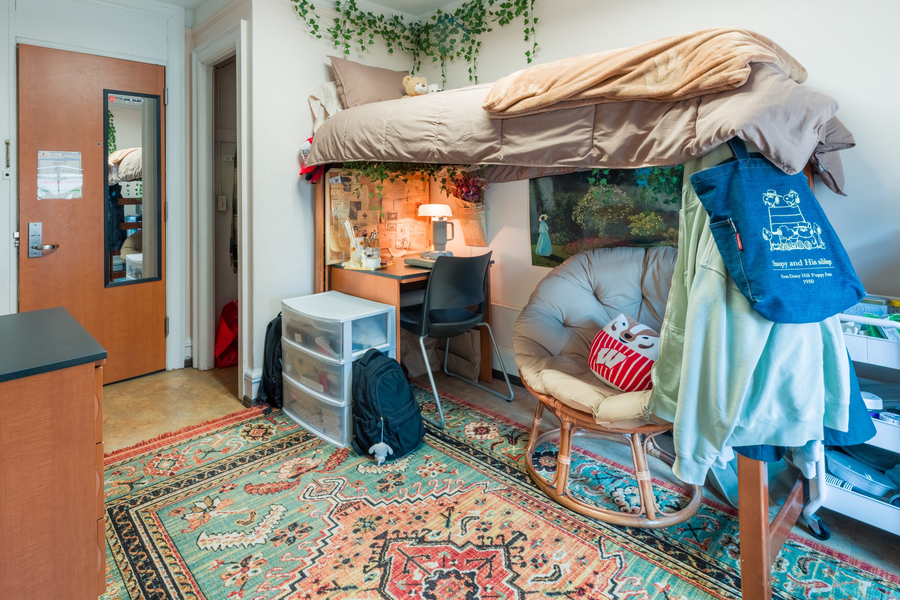 2025 Barnard Best Room Contest finalist room