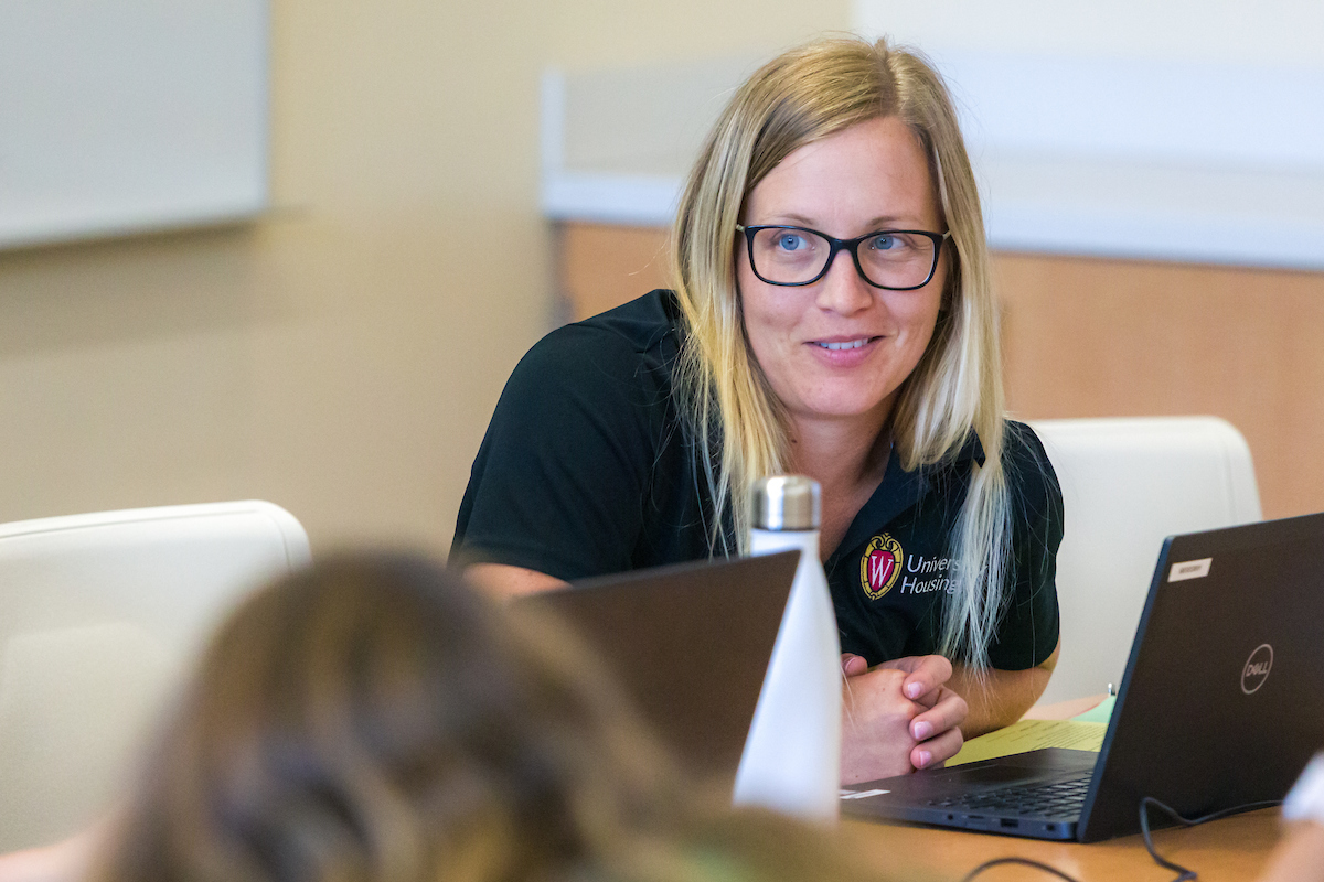 A Desk Services staff member at Desk Supervisor Staff training