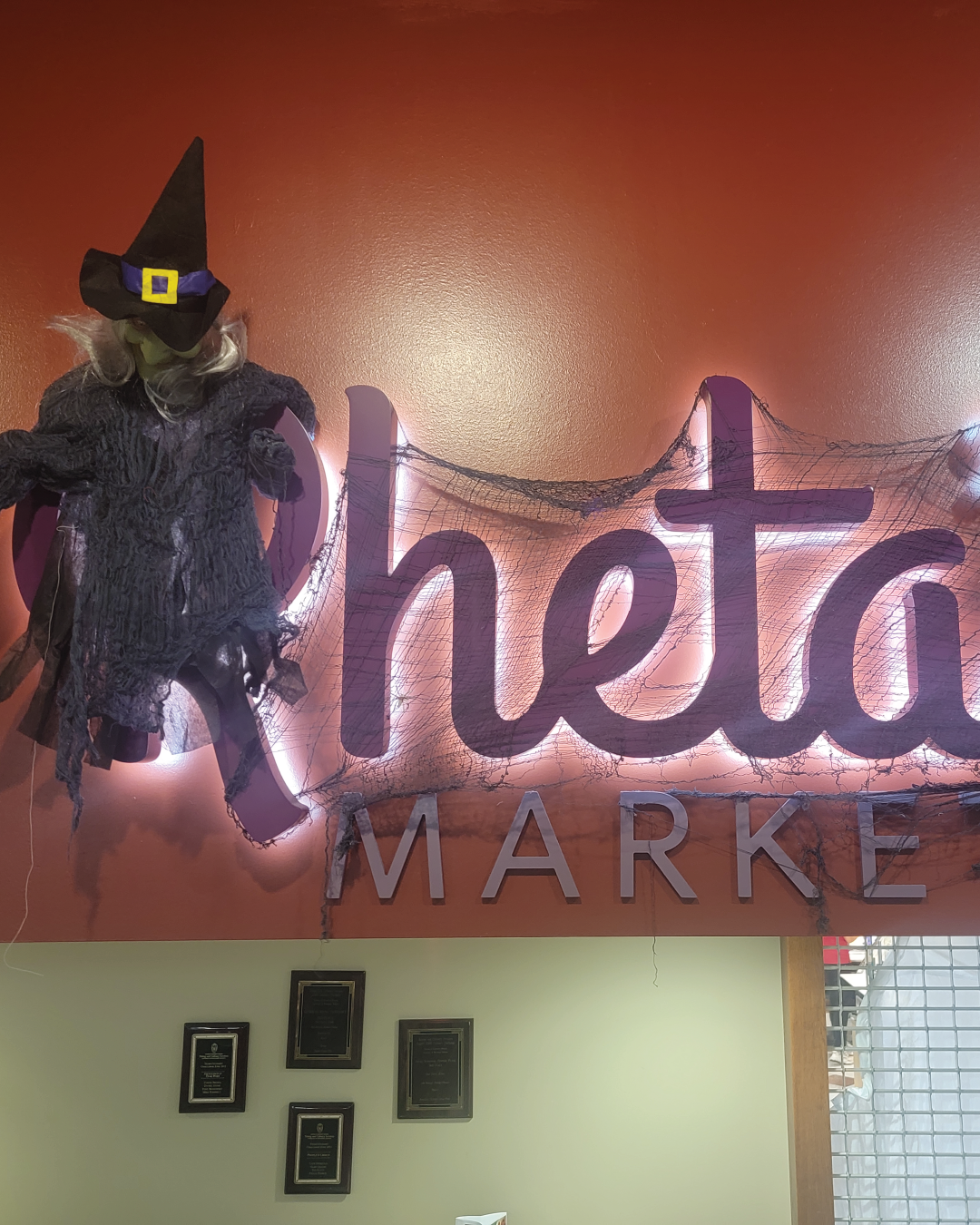 Rheta's Halloween Decor