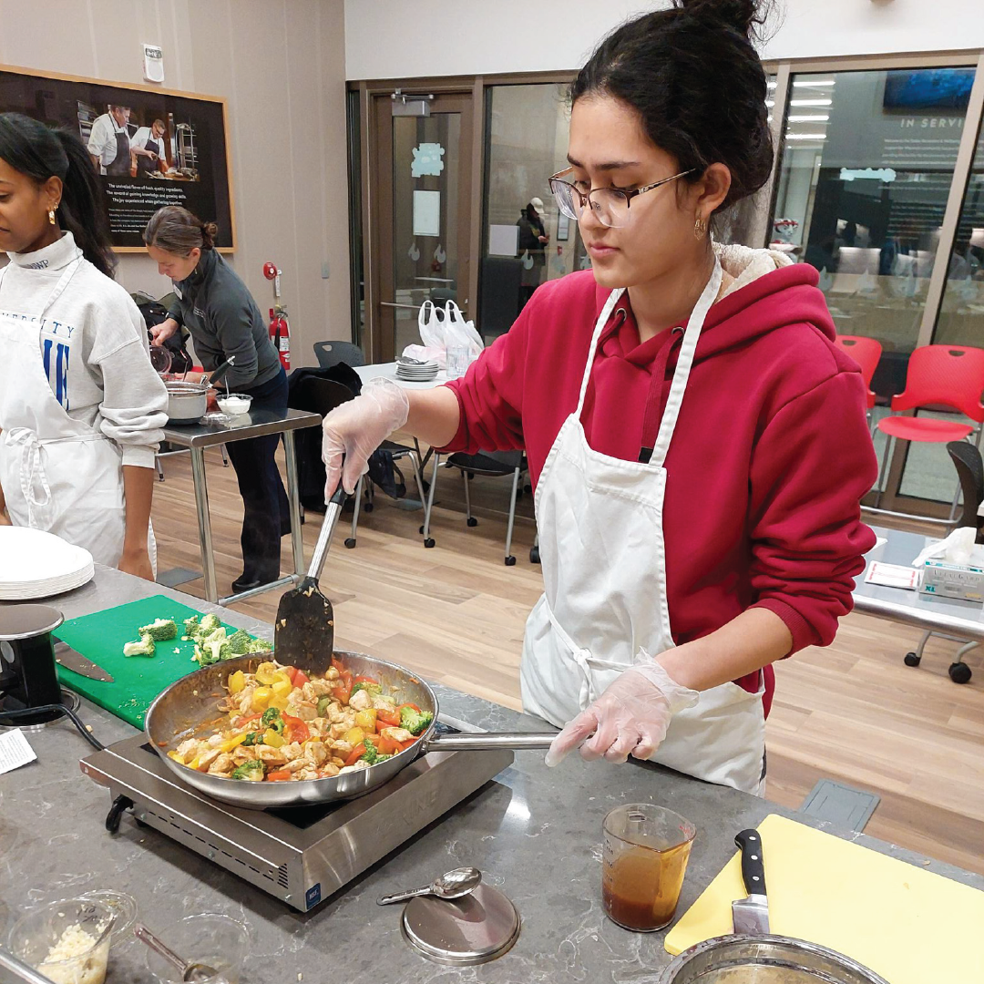 Cooking in your first apartment - cooking class at Bakke