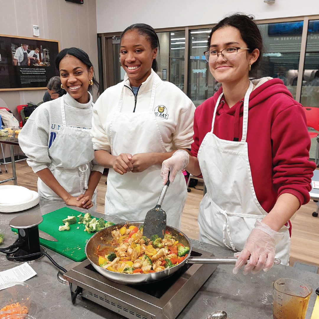 Cooking in your first apartment - cooking class at Bakke