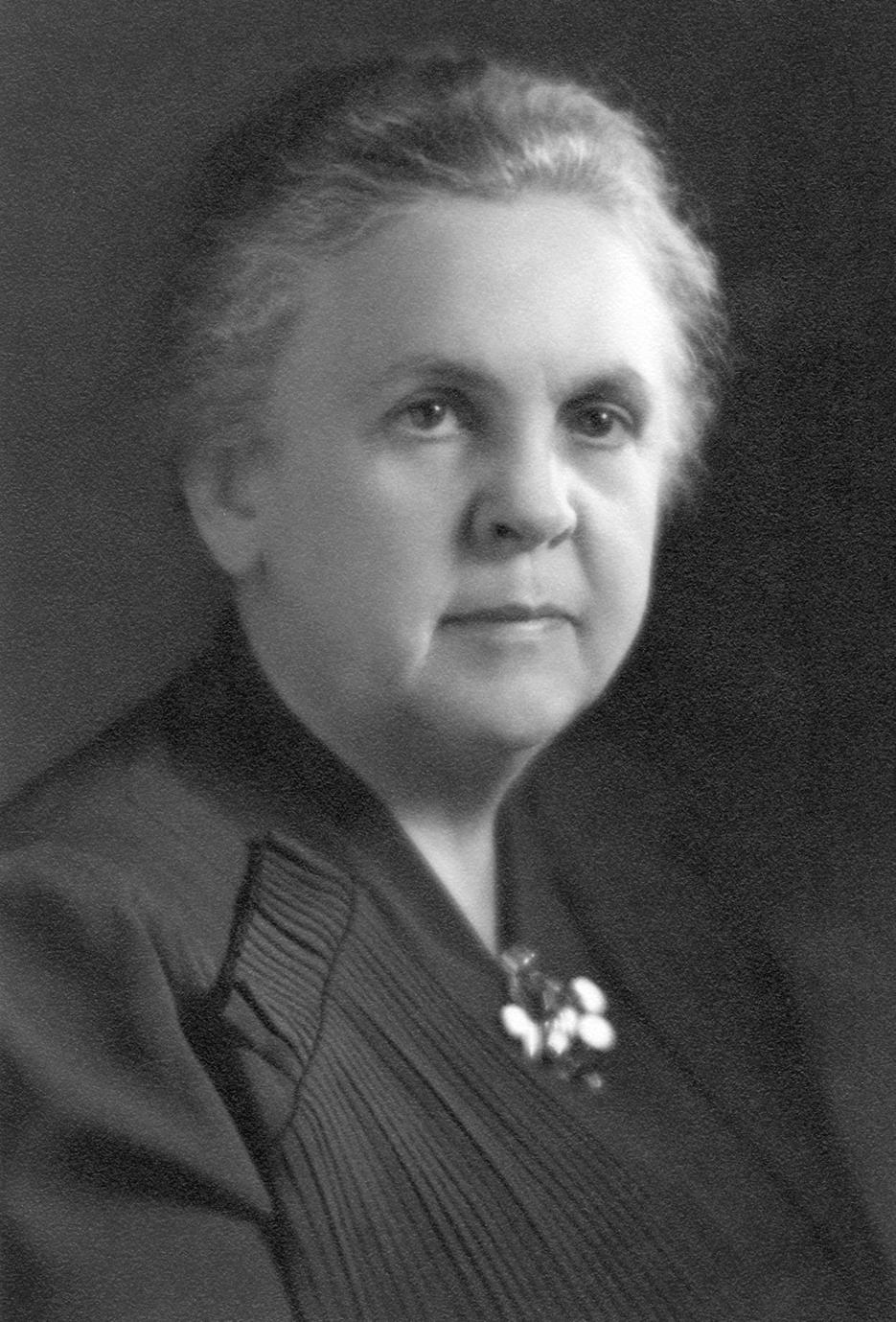 Black and white portrait of Susan Burdick Davis