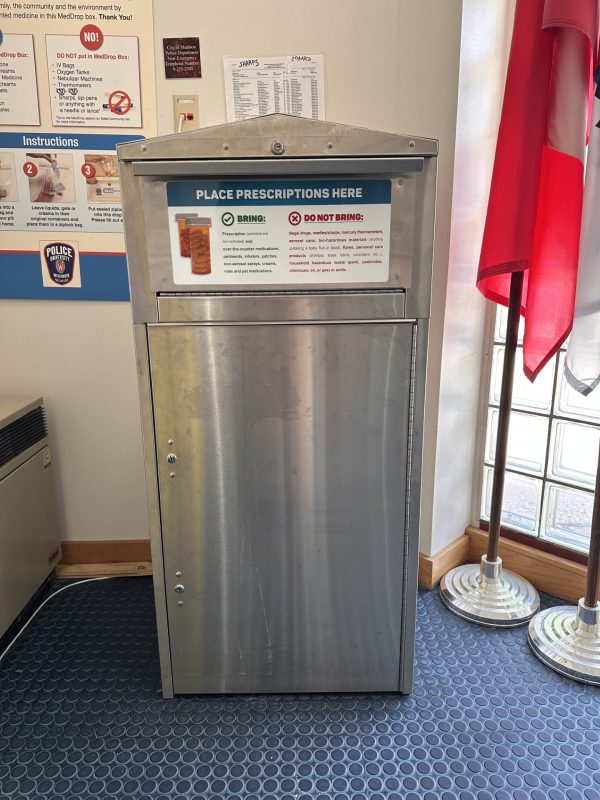 Medical MedDrop container