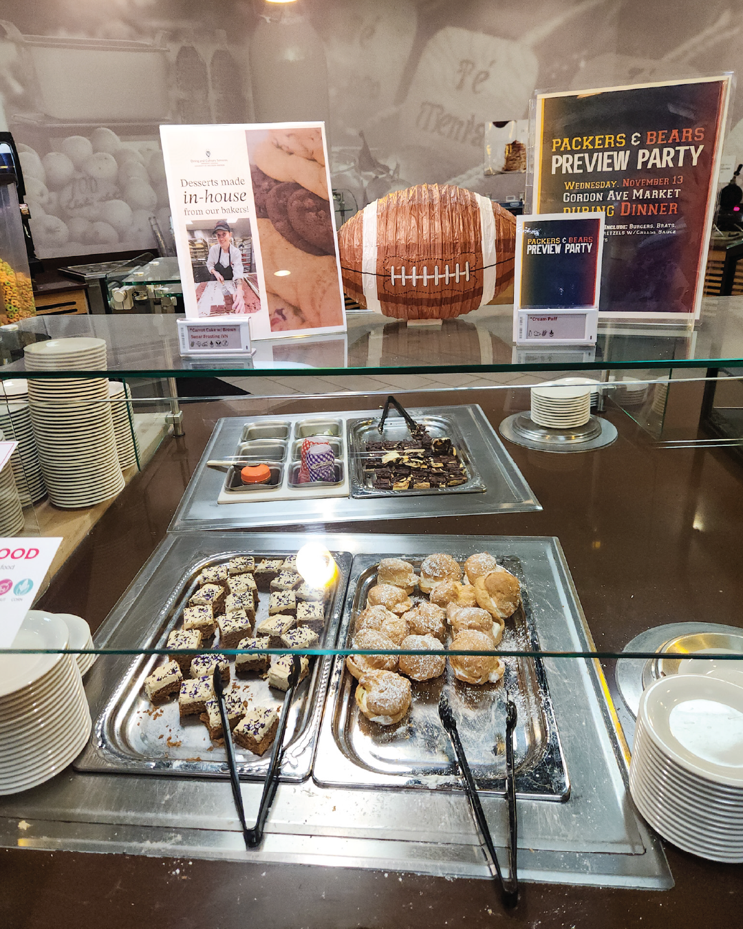 Packers & Bears Preview Party event - food & decor