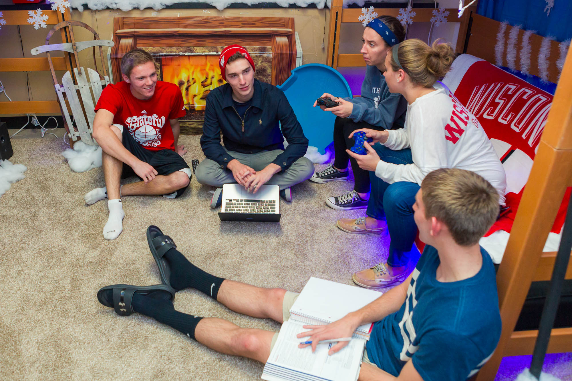 Residents in a double room in Ogg Residence Hall in 2015