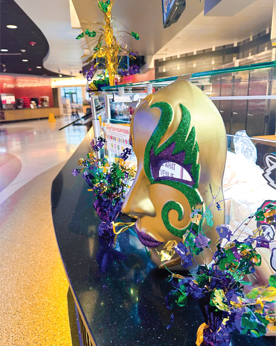 Mardi Gras Decor