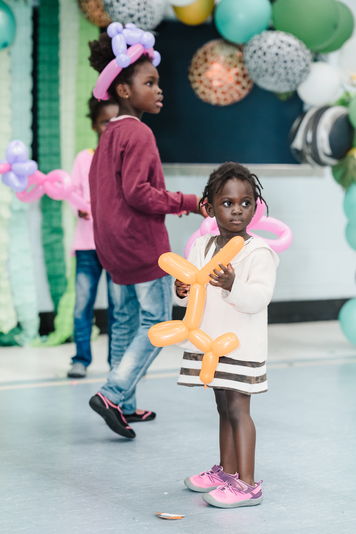 Kids with balloon animals