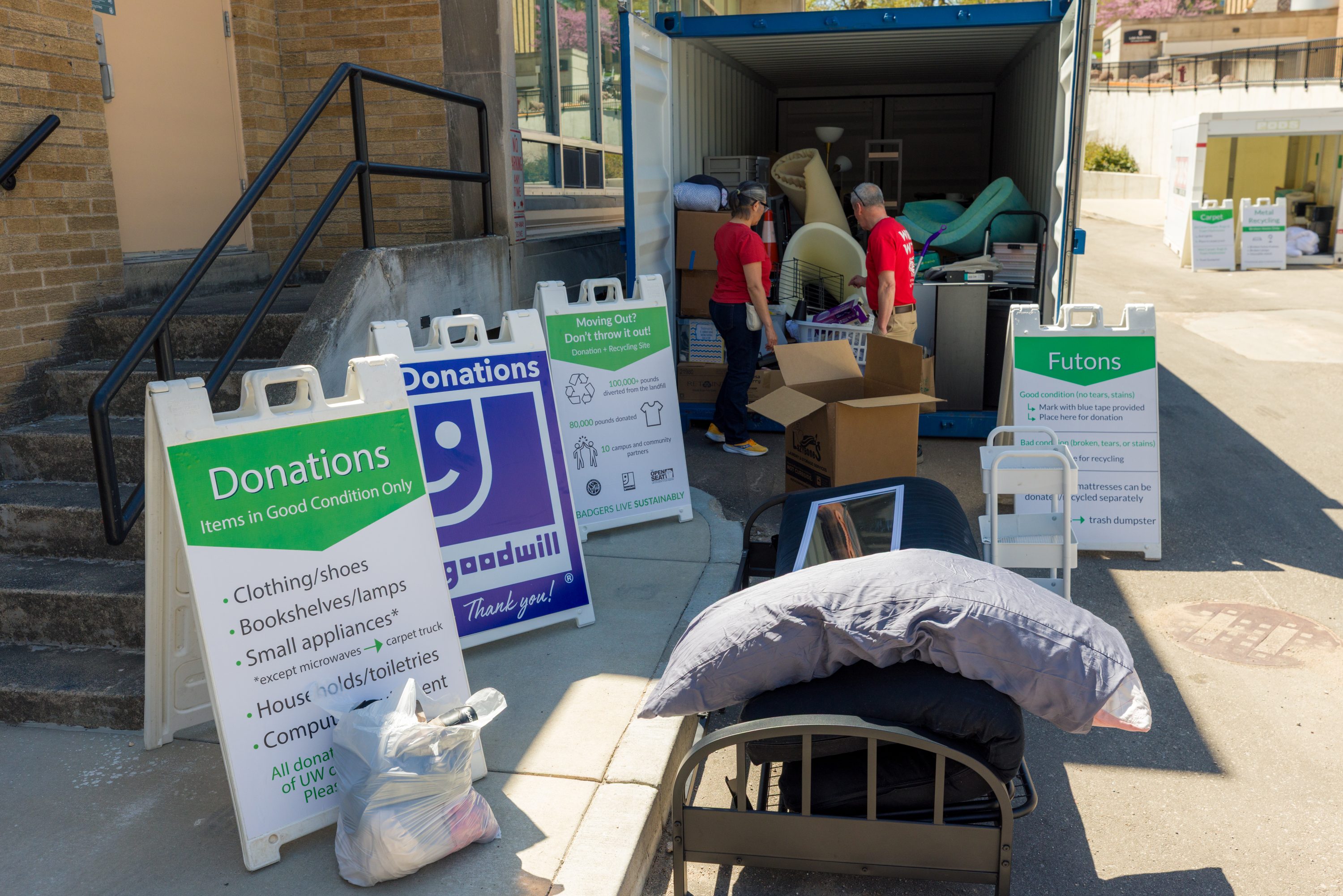 Sustainability Move-Out Spring 2025 collection site