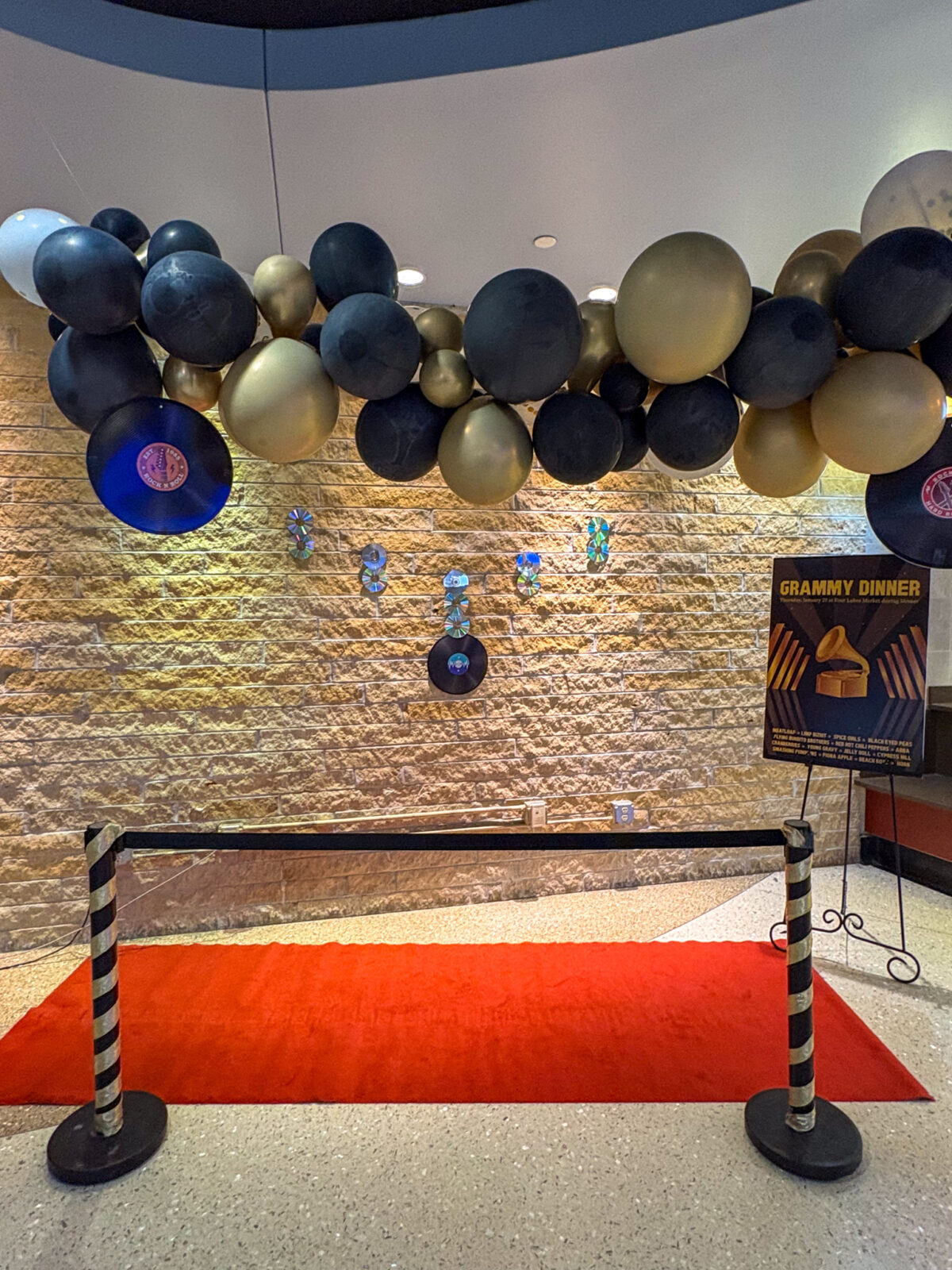 Red Carpet and balloons at the Grammy Dinner