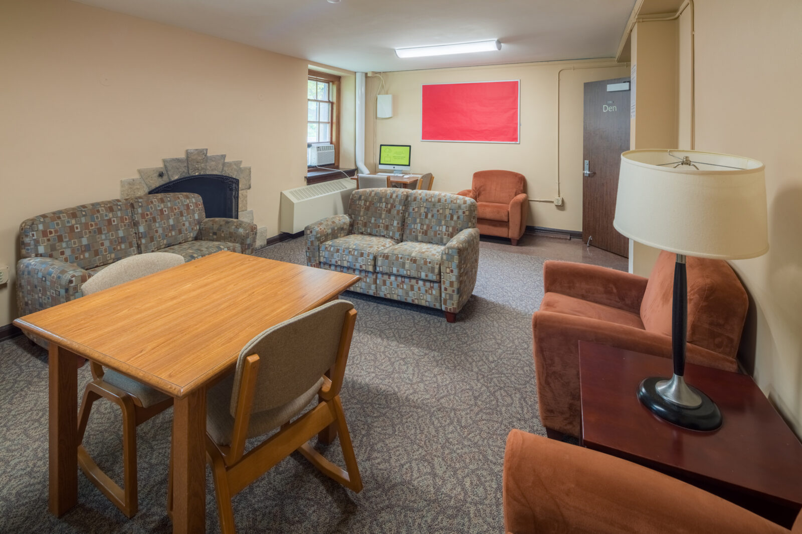 Adams Den